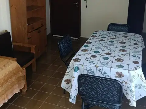 Departamento en Alquiler en Villa Gesell, $ 70.000