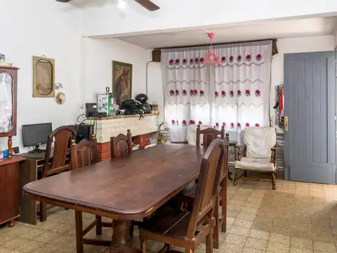 CASA PH 3 DORM VENTA MACROCENTRO PLANTA BAJA