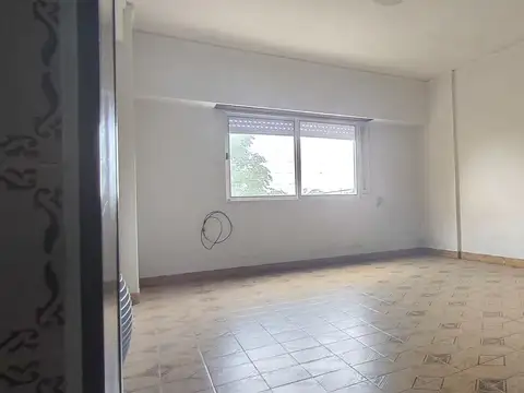 Depto Tipo Casa en Venta al Sudeste