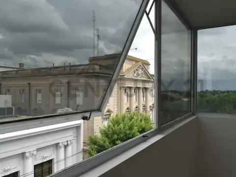 Belgrano y Rico 100, Piso 4