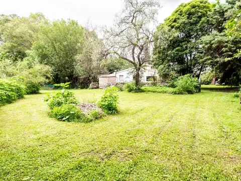 Casa 6 ambientes con 2 baños