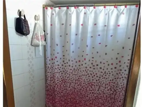 Depto Tipo Casa 4 ambientes con 2 baños