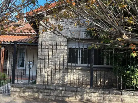 Chalet en planta 3 ambientes venta Ramos Mejía