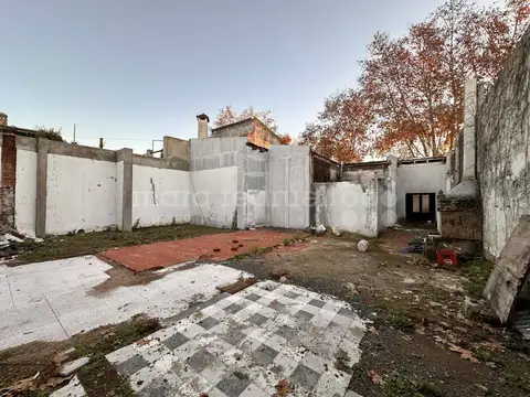 VENTA LOTE EN EL CENTRO DE CHASCOMUS LAGUNA