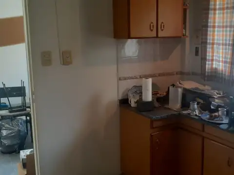 Casa 2 ambientes con 1 baño