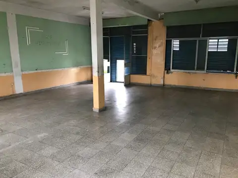 Local en Venta 25 años