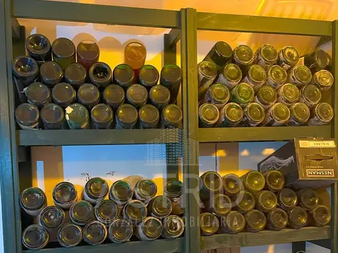 Casa en Alquiler con 1 cochera