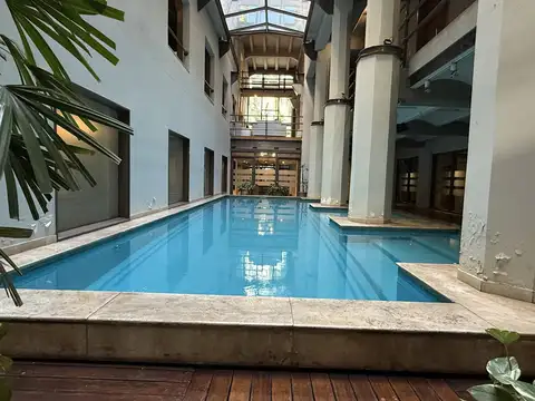 VENTA Oficina frente al puente de la mujer. Alicia Moreau de Justo