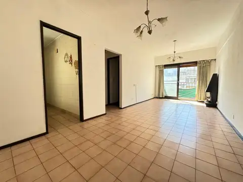 VENTA  Departamento 2 ambientes- Ramos Mejía- Centro