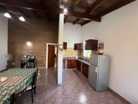 Casa en Venta con 6 cocheras