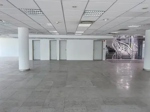 Oficina  en Alquiler en Libertador / Rio, Martínez, San Isidro