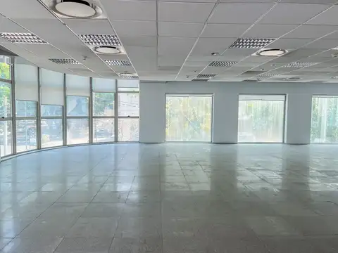 Oficina en Alquiler en Martinez Libertador / Rio, USD 15.000