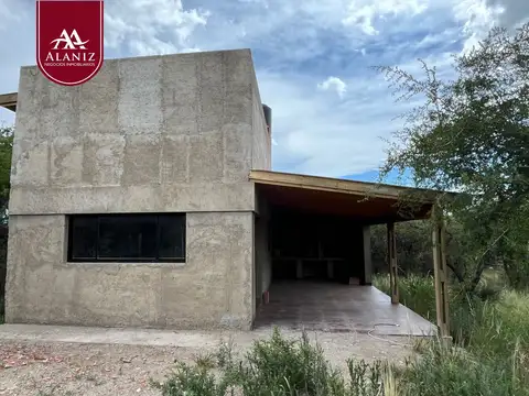 Casa en venta en Merlo, A finalizar