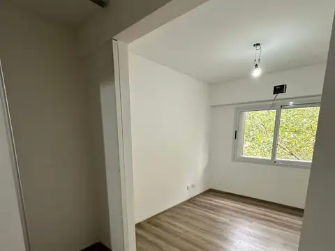 Tres Ambientes A Estrenar, Increíble Ubicación.