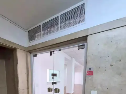 Oficina en Venta 60 años