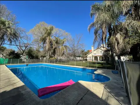 Excelente chalet de categoría en Benavidez