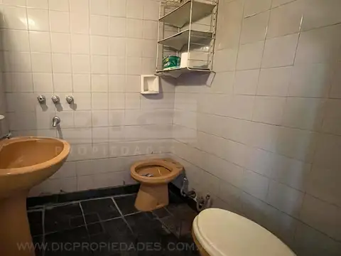 Borges al 4000 esquina Echeverria