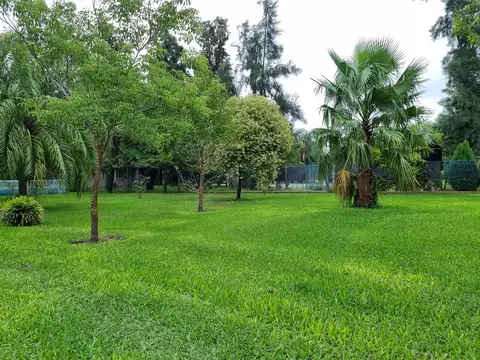 Avenida Marcos Briolini, Acceso principal