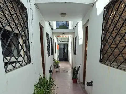 Depto Tipo Casa en Alquiler de 3 ambientes