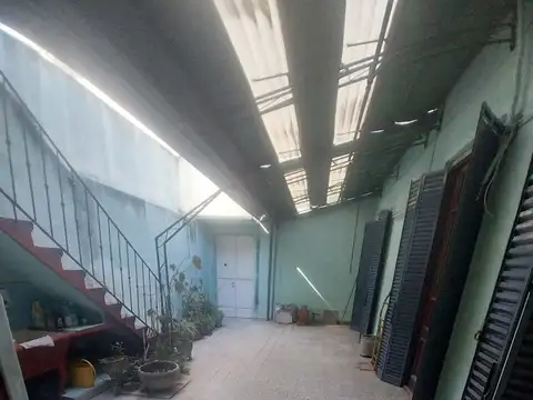 Depto Tipo Casa en Venta de 4 ambientes