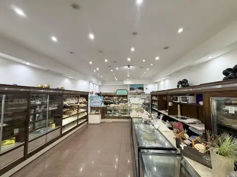 Terreno en Venta 27  mts Fondo