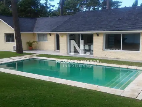 Casa en Venta de 4 dormitorios