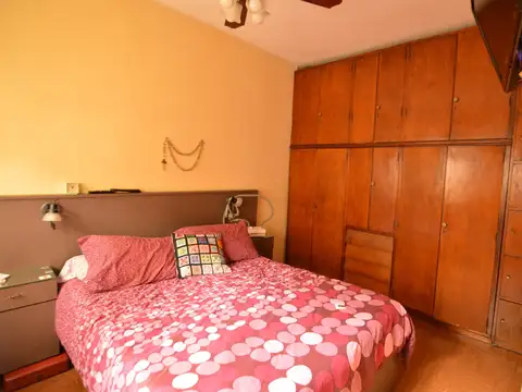 Depto Tipo Casa 3 ambientes con 2 baños
