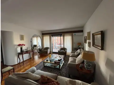 Juan Jose Paso 258 , Piso 6