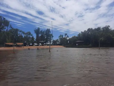 Rio Parana De Las Palmas