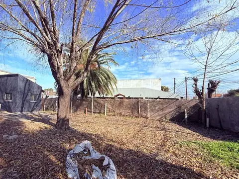 LOCAL EN  VENTA EN PILAR - TERRENO