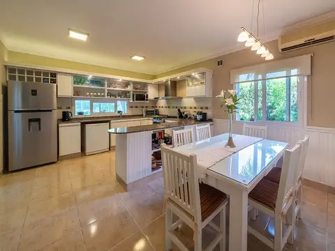 Casa en Venta de 4 dormitorios