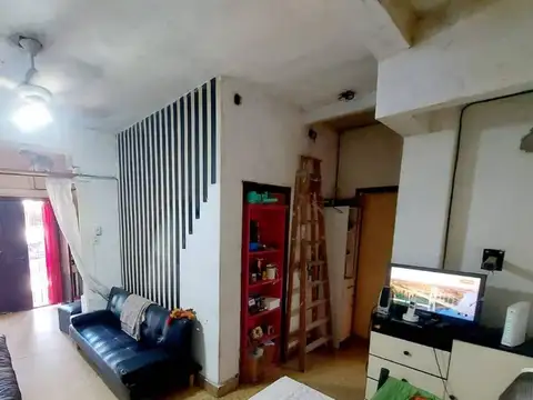 Depto Tipo Casa en Venta de 4 ambientes