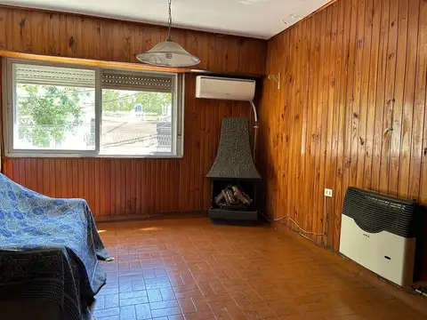 Depto Tipo Casa 4 ambientes con 1 baño