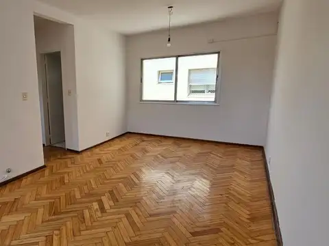 Martin J Haedo 1400, Piso 6