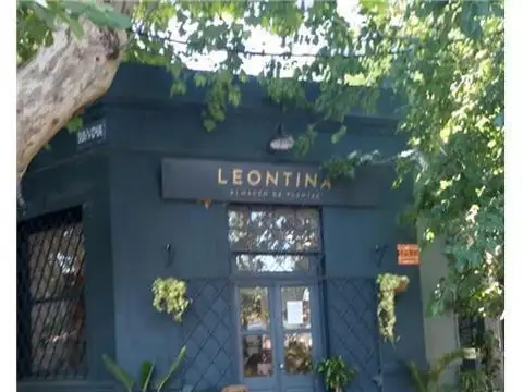 Unico local en esquina en todo el barrio SIN EXPENSAS