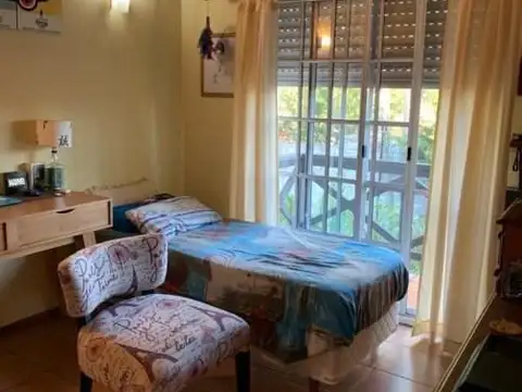 Casa Dúplex  en Venta en Burzaco, Almirante Brown, G.B.A. Zona Sur