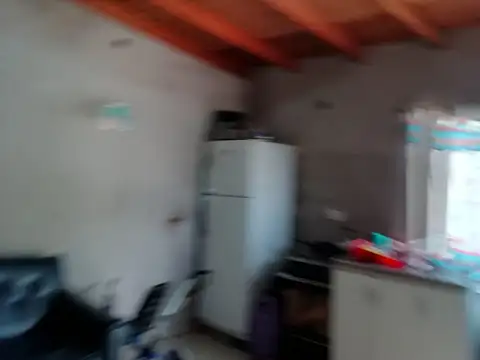 VENDO CASA SOBRE LOTE 10 x 30