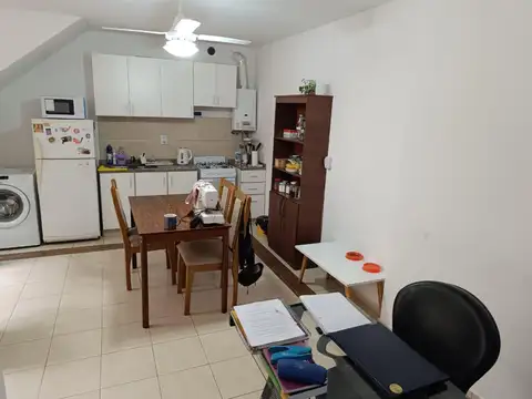 Depto Tipo Casa en Venta en Abasto, USD 68.500