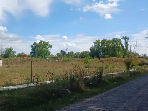 Terreno en Venta en Maquinista Savio, USD 34.000