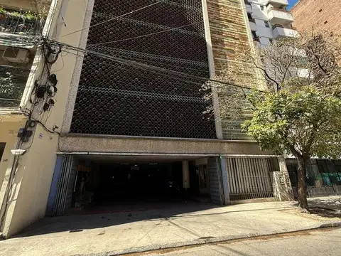 Cochera en venta zona centro