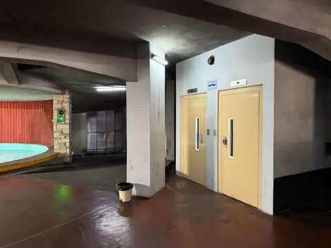 Cochera en venta zona centro