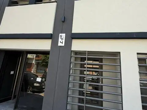 Local en Alquiler en Lomas de Zamora, $ 950.000