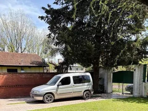 Venta Casaquinta en Tortuguitas Con Pileta