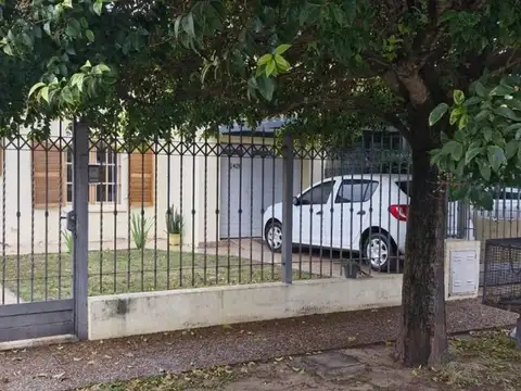 Casa 4 ambientes con 1 baño