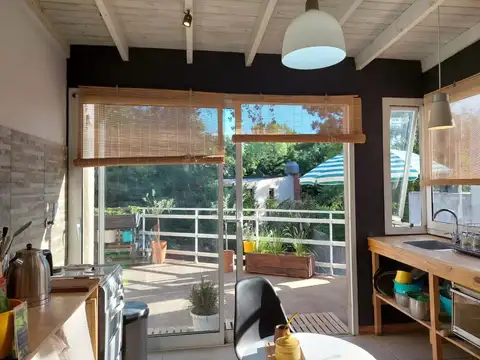 Casa 5 ambientes con 2 baños