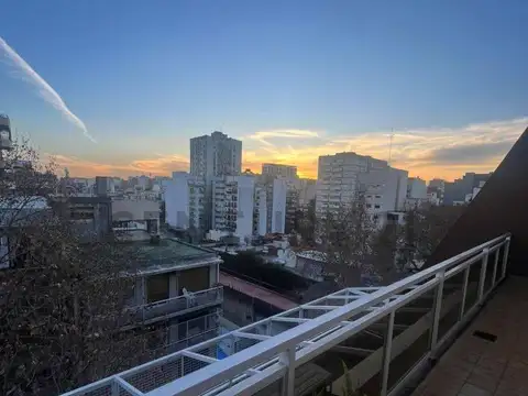 COLOMBRES 100, Piso 9