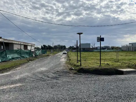 Casa en POZO - 3 Dormitorios - Barrio Privado Ribera 160 e/ 455 y 467 City Bell