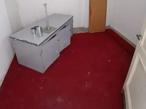 Local en Alquiler en Lanus Este, $ 700.000