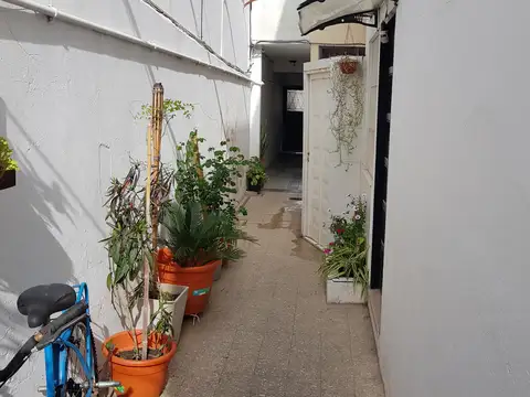 Depto Tipo Casa en Venta 40 años