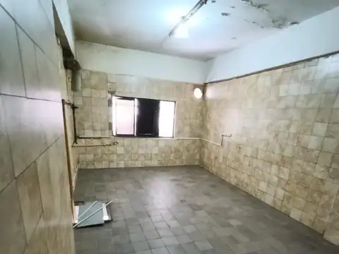 Local en Venta en Tribunales, USD 75.000